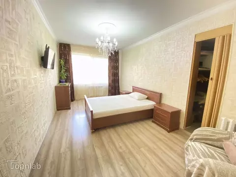 2-к кв. Крым, Ялта ул. Халтурина, 33 (63.6 м)