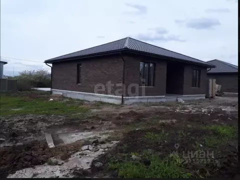 Дом в Брянская область, Брянский район, Отрадненское с/пос, с. ...