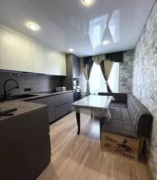 2-к кв. Челябинская область, Челябинск пер. 10-й Лобинский, 3 (50.0 м)