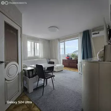 3-комнатная квартира: Сочи, улица Худякова, 7к3 (70 м)