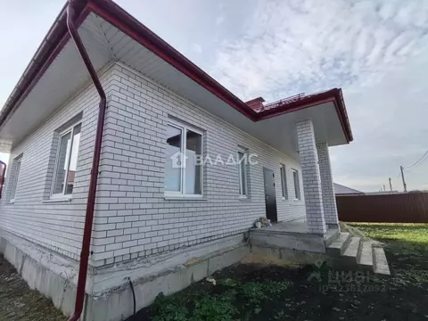 Дом в Воронежская область, Рамонский район, Новоживотинновское с/пос, ...