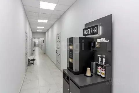 Офис в Тюменская область, Тюмень ул. 50 лет Октября, 120 (33 м)