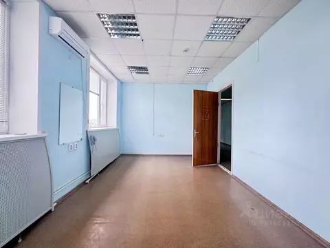 Офис в Волгоградская область, Волгоград ул. Канунникова, 6/1 (96 м)