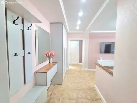 4-комнатная квартира: Тюмень, улица Павла Шарова, 7 (87 м)