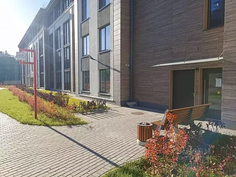 Гараж в Санкт-Петербург пос. Стрельна, просп. Буденного, 20к5 (4 м)