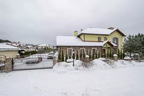 Дом в Ленинградская область, Выборгский район, Первомайское с/пос, ...