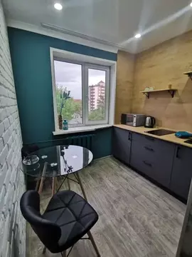 1-к кв. Хакасия, Абакан ул. Чертыгашева, 77 (36.0 м)