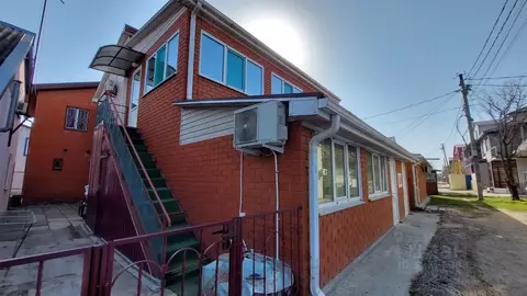 Дом в Краснодарский край, Темрюкский район, Голубицкое с/пос, ...