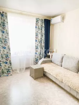 1-к кв. Волгоградская область, Волгоград ул. 70-летия Победы, 14 (31.3 ...