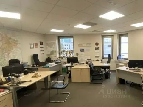 Офис в Москва Космодамианская наб., 52С1 (881 м)