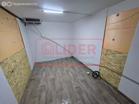 Торговая площадь (91 м)