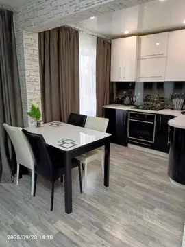 3-к кв. Омская область, Омск Городок Нефтяников мкр, ул. 22 Апреля, ...