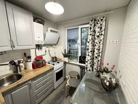 2-к кв. Ростовская область, Ростов-на-Дону просп. 40-летия Победы, ...