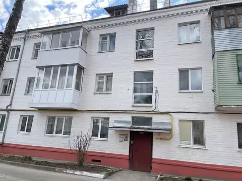 2-к кв. Брянская область, Жуковка ул. Чайковского, 3 (43.2 м)