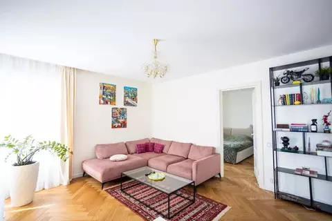 2-к кв. Московская область, Одинцово ул. Маршала Бирюзова, 7к3 (61.0 ...