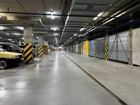 Гараж в Тюменская область, Тюмень ул. Заполярная, 13 (13 м)