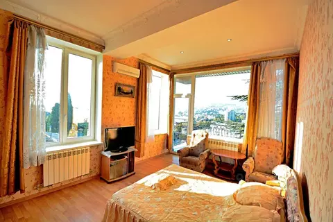 2-к кв. Крым, Ялта ул. Нагорная, 10А (56.0 м)