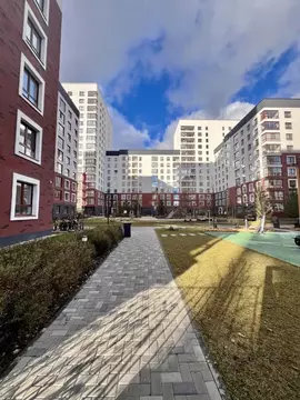 Студия Свердловская область, Екатеринбург бул. Золотистый, 11 (30.0 м)