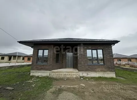 Дом в Ставропольский край, Михайловск Шпаковский район, ул. Евгения ...