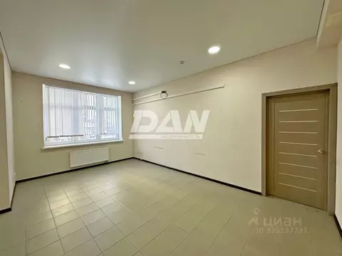 Офис в Челябинская область, Челябинск ул. Труда, 156В (68 м)