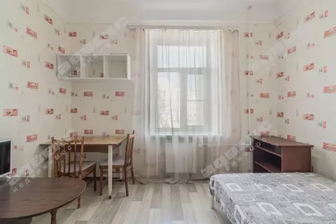 Комната Санкт-Петербург 8-я Васильевского острова линия, 49 (11.0 м)