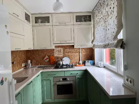 Продается 3-комнатная квартира