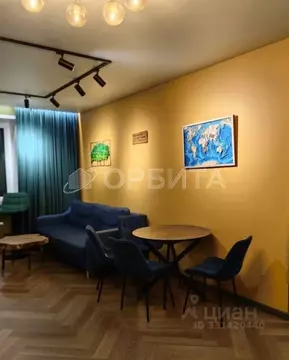 2-к кв. Тюменская область, Тюмень ул. Республики, 204к10 (73.5 м)
