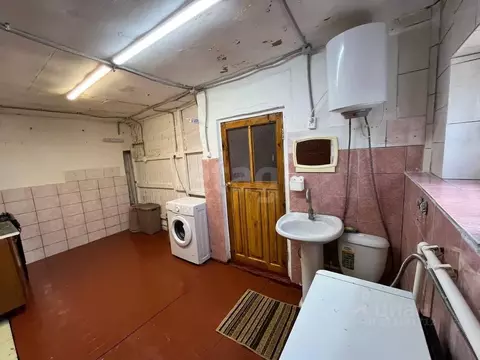 Дом в Башкортостан, Кармаскалинский район, Ефремкинский сельсовет, д. ...