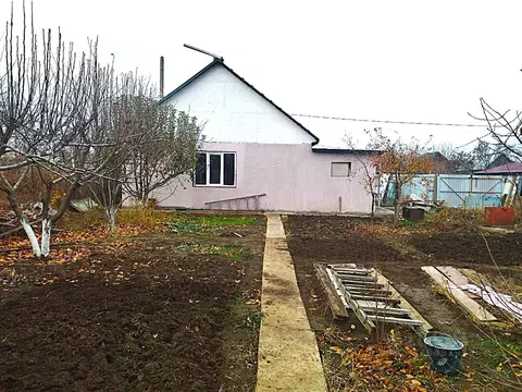 Дом в Волгоградская область, Волжский Радуга СНТ, ул. Овражная (96 м)