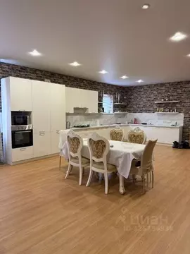 Дом в Краснодарский край, Краснодар Новый мкр, ул. Петроградская, 4 ...