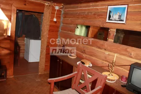 Дом в Пензенская область, Пензенский район, Засечный сельсовет, Поляна ...