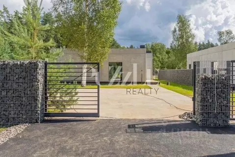 Дом в Ленинградская область, Выборгский район, Первомайское с/пос, ...