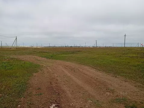 Участок в Крым, Сакский район, Штормовское с/пос, с. Приветное ул. ...