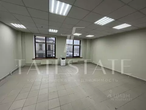 Помещение свободного назначения в Татарстан, Казань Московская ул., 31 ...