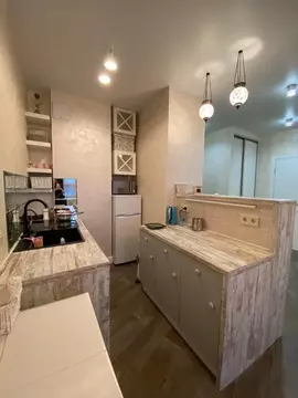 Продается 2-комнатная квартира