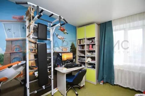 4-к кв. Омская область, Омск ул. Химиков, 32 (85.7 м)