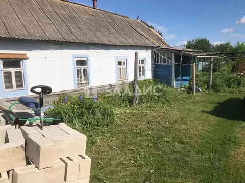 Дом в Саратовская область, Балаковский район, с. Плеханы  (37 м)