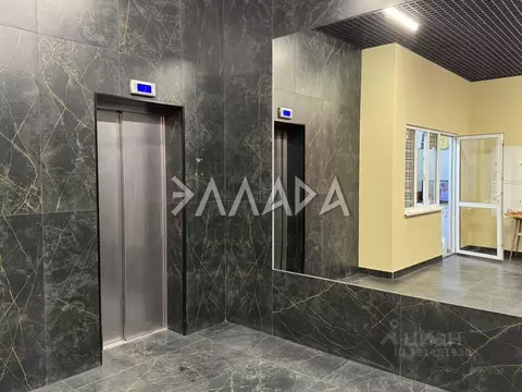 2-к кв. Ростовская область, Батайск ул. Урицкого, 7 (64.0 м)