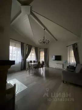 Дом в Татарстан, Казань Ново-Давликеевская ул., 140 (100 м)