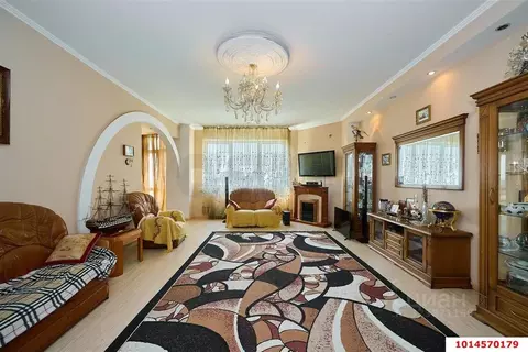 3-к кв. Краснодарский край, Краснодар Центральный мкр, ул. Красина ...