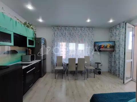 2-к кв. Тюменская область, Тюмень ул. Фармана Салманова, 8 (49.8 м)