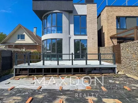 Дом в Ростовская область, Ростов-на-Дону пос. Орджоникидзе, ул. 12 ...