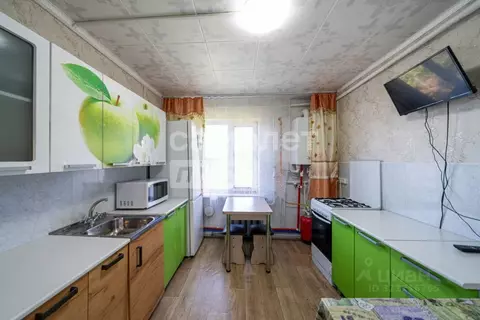 Дом в Хабаровский край, Хабаровский район, Тополевское с/пос, с. ...