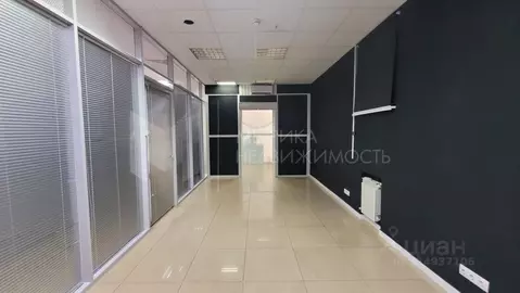 Помещение свободного назначения в Тюменская область, Тюмень ул. ...