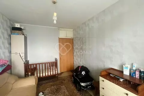 3-к кв. Волгоградская область, Волгоград Семь Ветров мкр, ул. ...