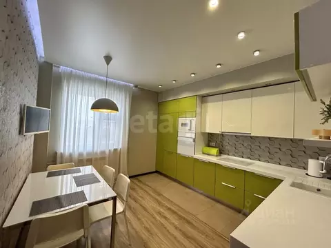 3-к кв. Новосибирская область, Новосибирск ул. Одоевского, 1/9 (76.1 ...