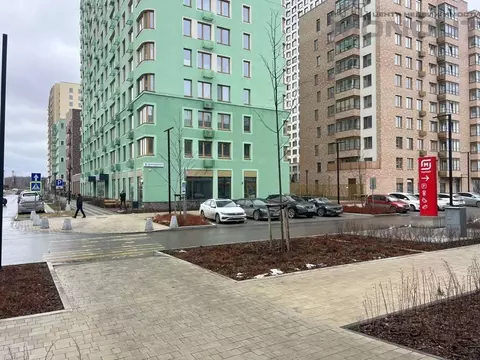 Торговая площадь в Тюменская область, Тюмень ул. Эльвиры Федоровой, 1 ...