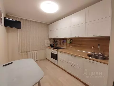 3-к кв. Тюменская область, Тюмень 6-й мкр, проезд 9 Мая, 2 (80.0 м)