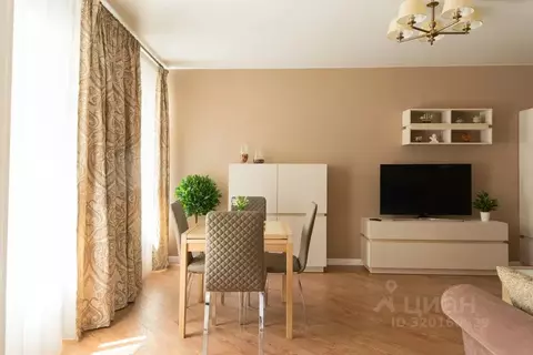 2-к кв. Санкт-Петербург наб. Реки Фонтанки, 40/68 (70.0 м)