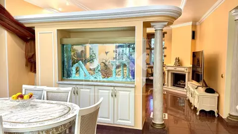 Коттедж в Санкт-Петербург Парголовский пер., 20 (437 м)